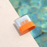 ISDIN Fotoprotector Invisible Stick SPF50 – 10g - Image 4